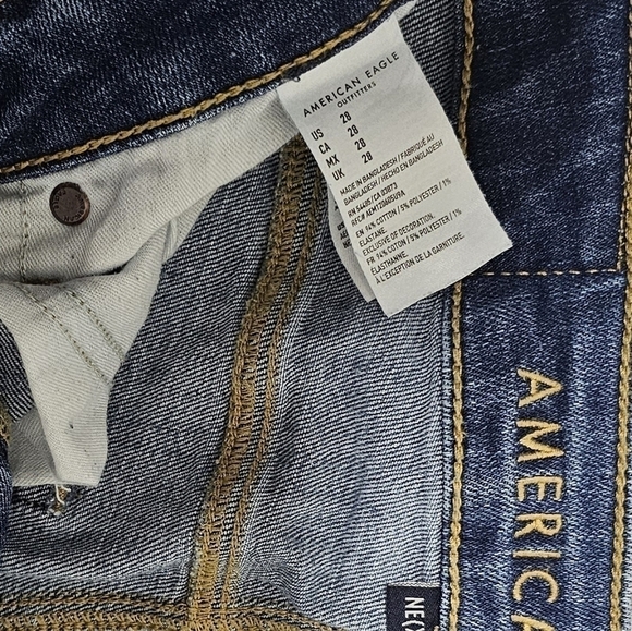 American Eagle Jeans Next level Stretch Distressed Denim High waist shorts 28 - Picture 8 of 12